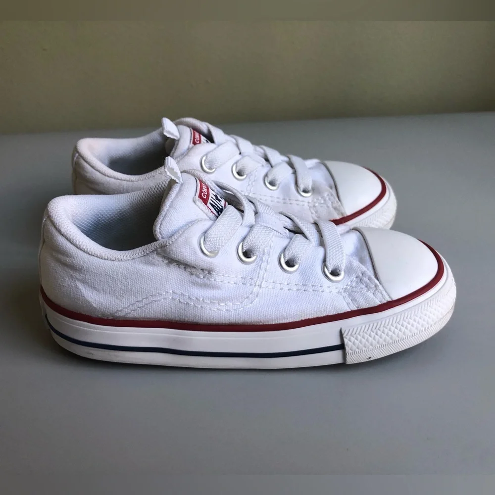 Converse Kids' Chuck Taylor® All Star® Low Top Sneaker Size: US Toddler 8